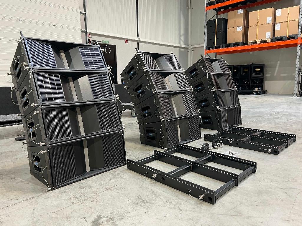 12x KME PANO line array: 8x QL906 + 4x QL1215 + 2x frame, TV, Hi-fi & Vidéo, Autres marques, Enlèvement ou Envoi, Utilisé, Haut-parleurs Frontaux, Arrière ou Stéréo