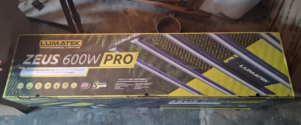Lumatek Zeus 600W PRO, Enlèvement
