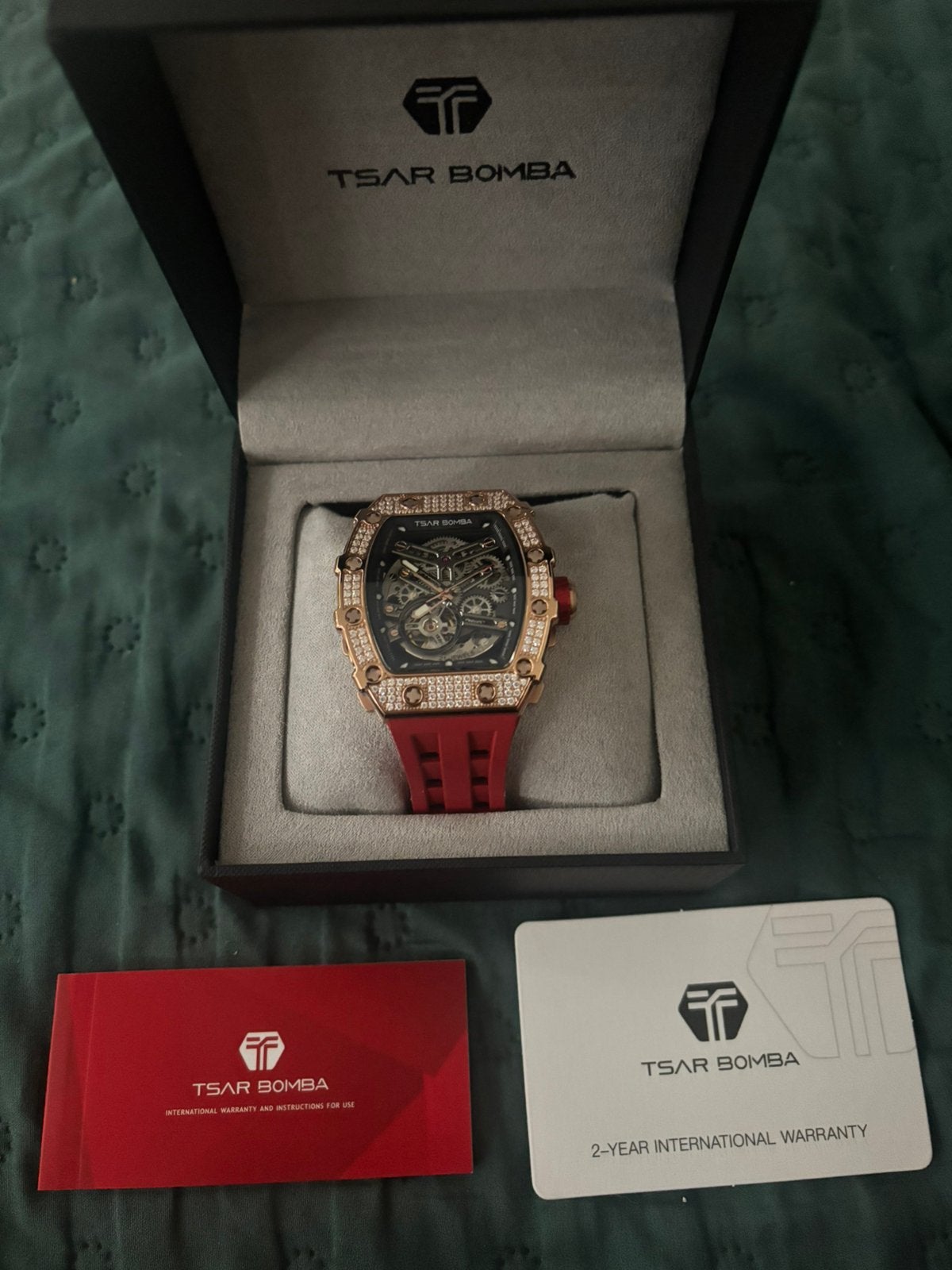 Montre de luxe Tsar Bomba, Enlèvement ou Envoi, Comme neuf