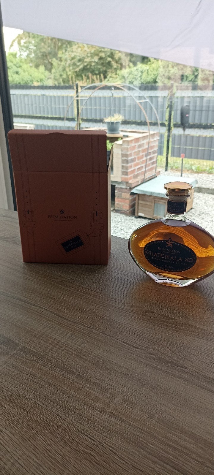 Rhum Guatemala édition anniversaire, Collections, Vins, Neuf, Pleine, Enlèvement, Autres types