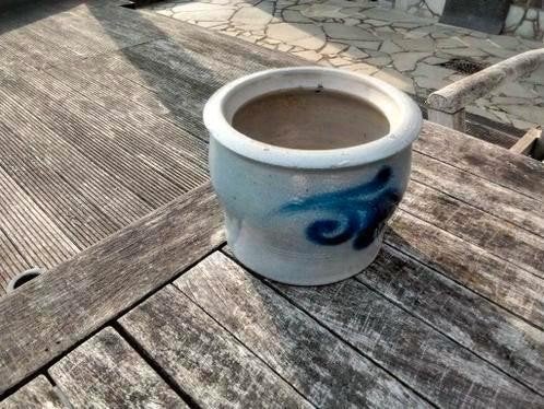 Keulse pot in goede, staat, inhoud 1 liter.
Enkel persoonlij, Tuin en Terras, Ophalen, Gebruikt
