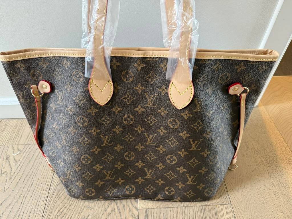 Joli sac à main spacieux - neuf - non utilisé, Enlèvement ou Envoi, Neuf, Brun, Sac à main