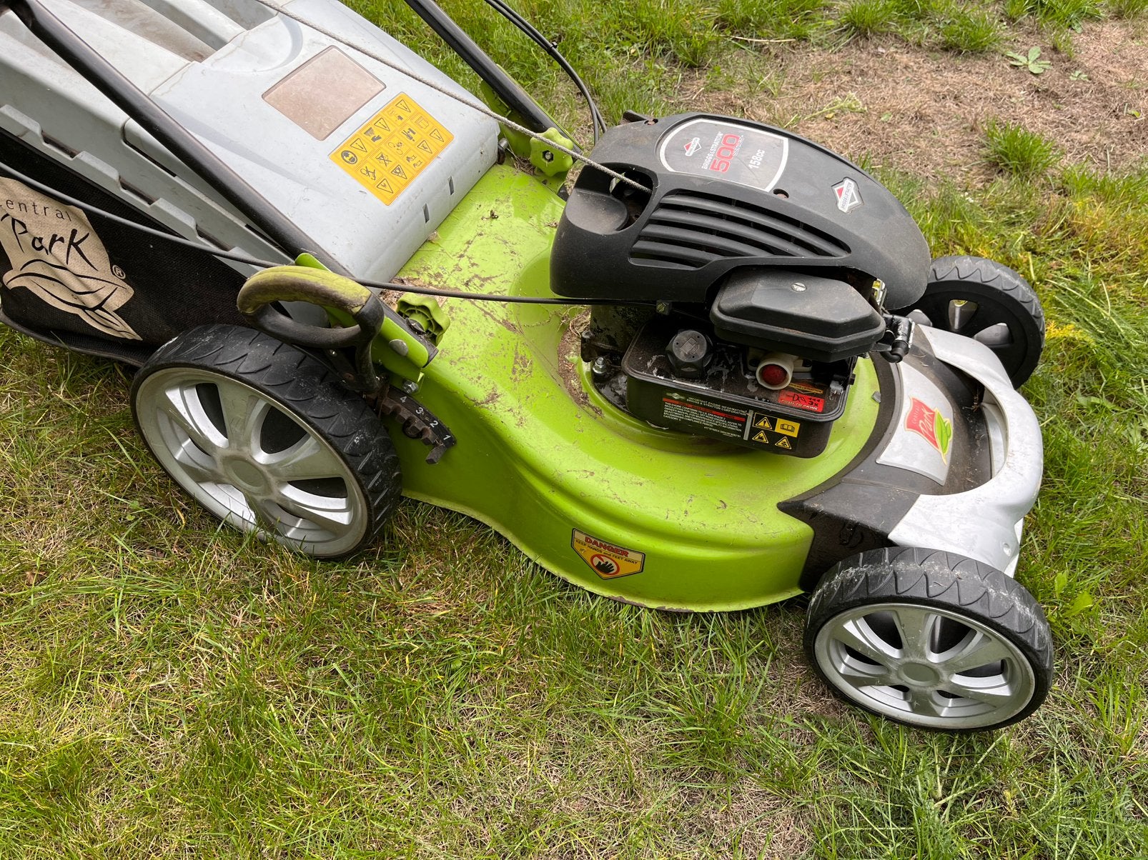 Central Park Benzine grasmaaier zelftrekker GRATIS, Tuin en Terras, Ophalen, Zo goed als nieuw