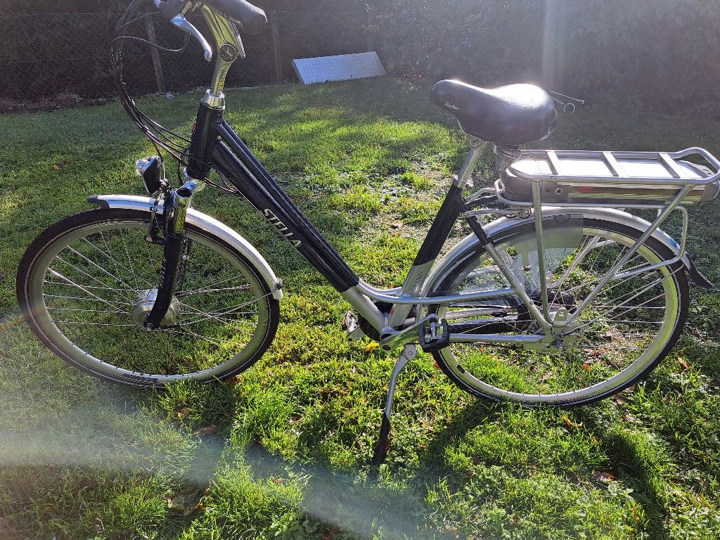 Stella, Gebruikt, 51 tot 55 cm, 50 km per accu of meer, Ophalen
