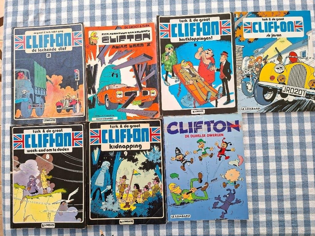 Lotje van 7 Clifton strips, Meerdere stripboeken, Ophalen of Verzenden, Gelezen, De groot en turk