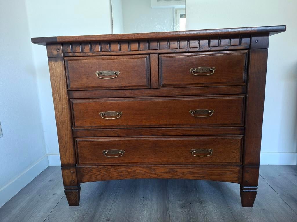 Eiken ladekast (commode) met spiegel en 2 nachtkastjes, Huis en Inrichting, Tafels | Kaptafels, Ophalen