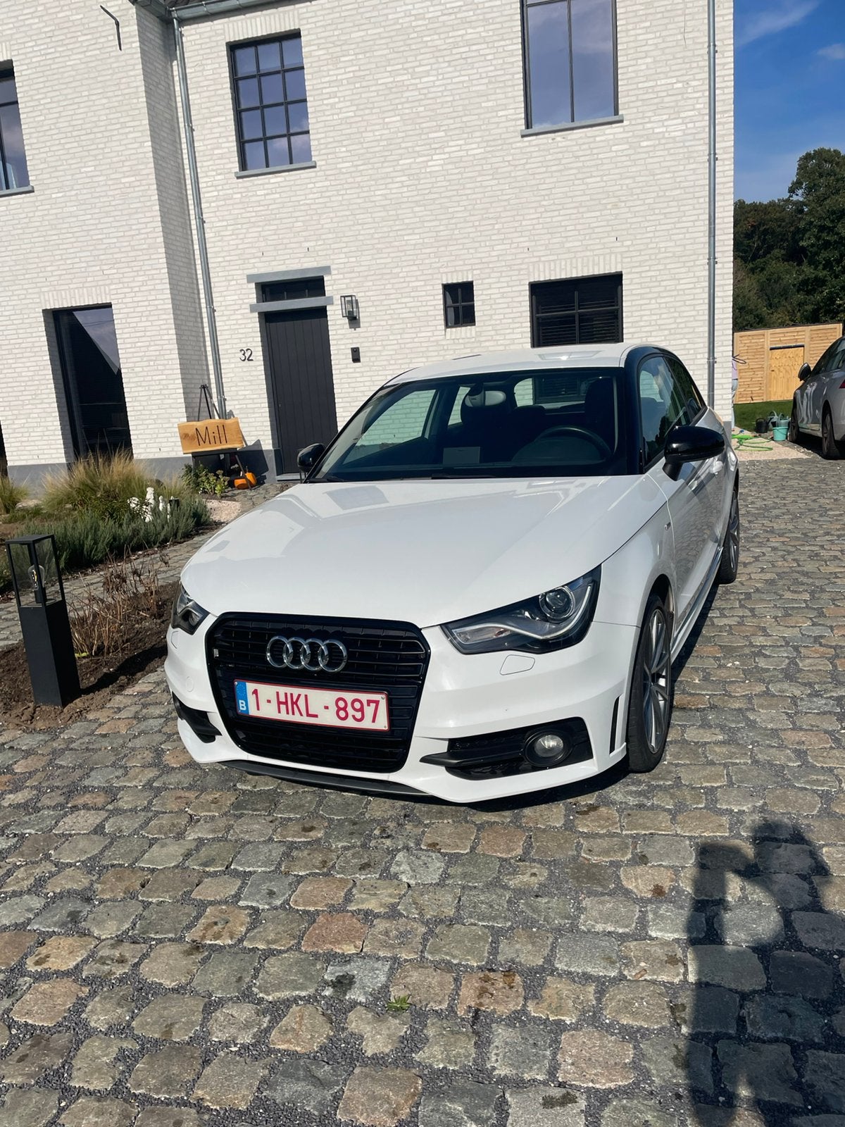 Audi A1 benzine 1.2TFSI S-line Manueel Wit !slechts 31000km!, Auto's, Voorwielaandrijving, 4 zetels, Stof, A1