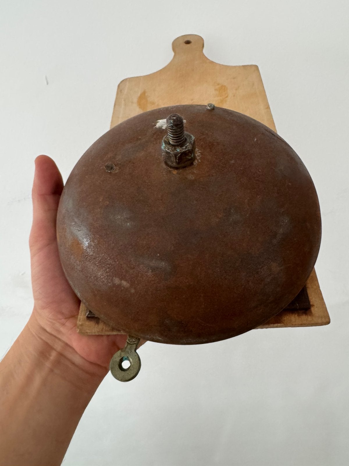 Antieke mechanische wandbel alarmbel / schoolbel - Gietijzer, Enlèvement ou Envoi