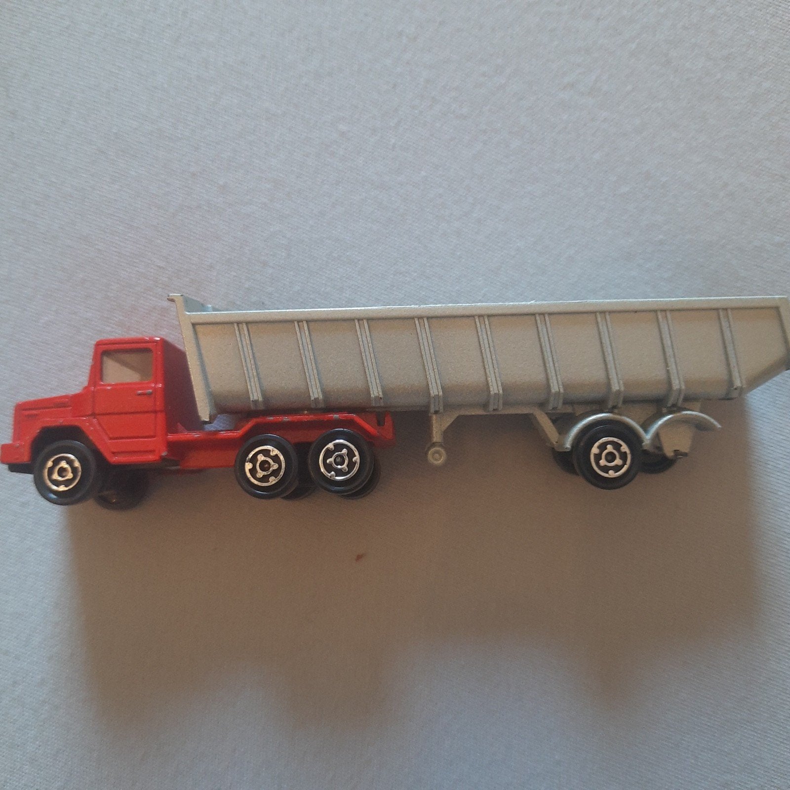 MAJORETTE FR.* MAGIRUS DEUTZ * 1:100 *VINTAGE *TEXACO ROUGE*, Enlèvement, Utilisé, Bus ou Camion, Majorette