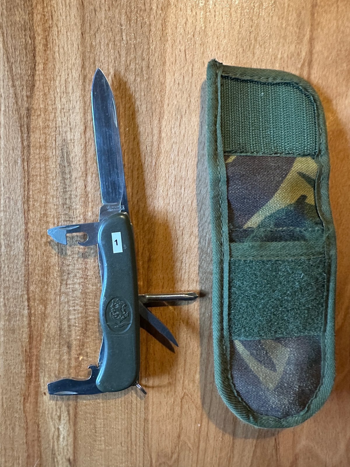 Nederlandse leger zakmes Victorinox model 1993, Ophalen of Verzenden