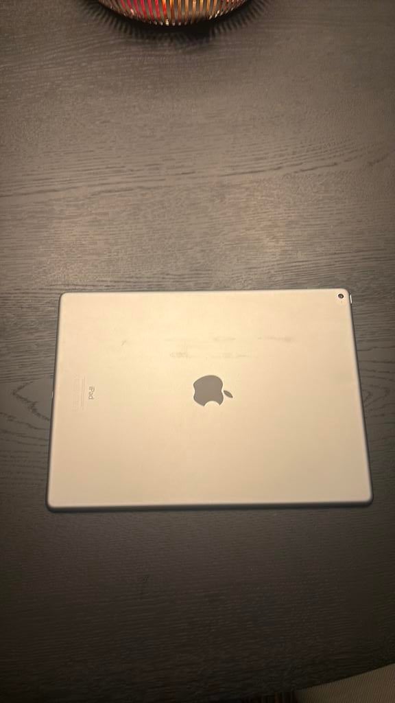 Ipad pro 1ste generatie 12.9 inch 128gb (2015), Computers en Software, Apple iPads, Ophalen, Gebruikt, 12 inch, Apple iPad Pro