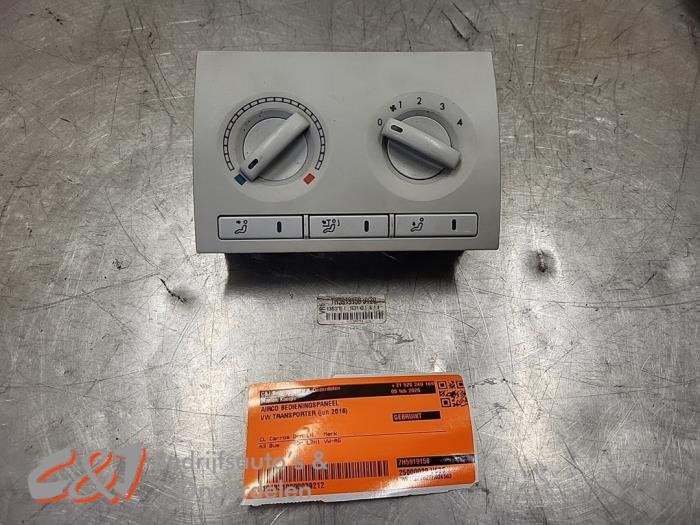 Airco bedieningspaneel van een Volkswagen Transporter, Gebruikt, -, Volkswagen, -
