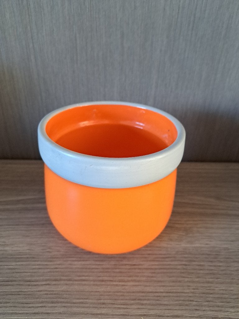 Oranje bloempot, Tuin en Terras, Bloempotten, Rond, Nieuw, Ophalen of Verzenden, Minder dan 40 cm