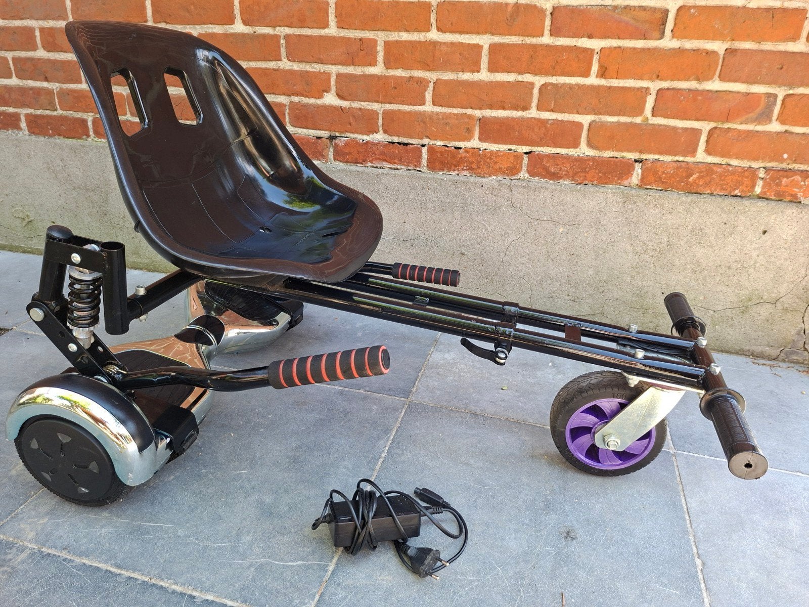 Hoverboard met kart/zitje,oplader, bluetooth, Ophalen, Zo goed als nieuw, Overige merken, Met kar of aanhanger