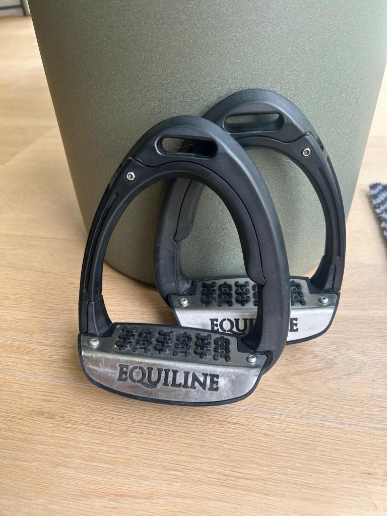 Equiline Veiligheidsbeugels X-Cel Dressuur - stijgbeugels, Dieren en Toebehoren, Paarden en Pony's | Overige Paardenspullen, Zo goed als nieuw