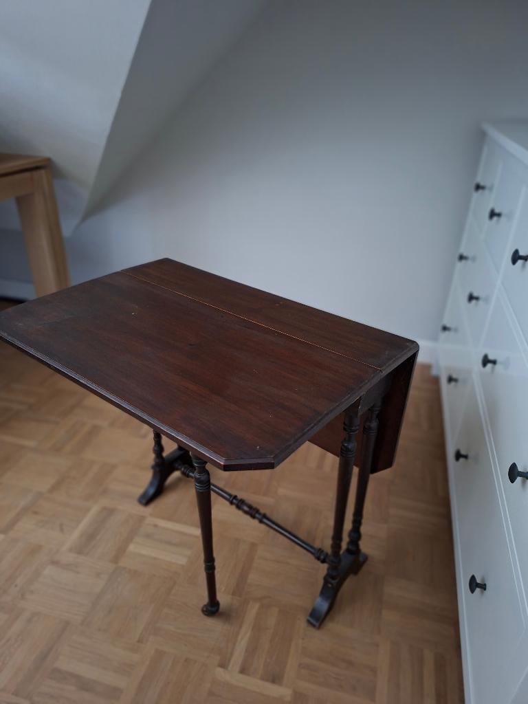 Bijzettafeltje mahonie, Ophalen
