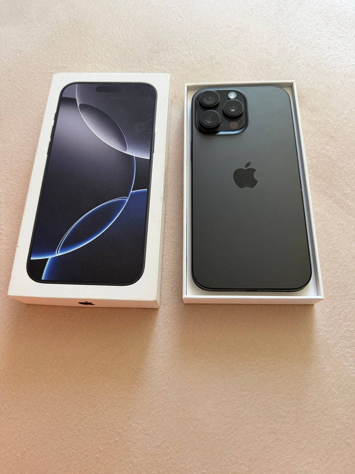 Batterie pour iPhone 16 Pro Max à 100 %, Télécoms, Téléphonie mobile | Apple iPhone, Enlèvement ou Envoi, IPhone 16 Pro Max, Sans abonnement