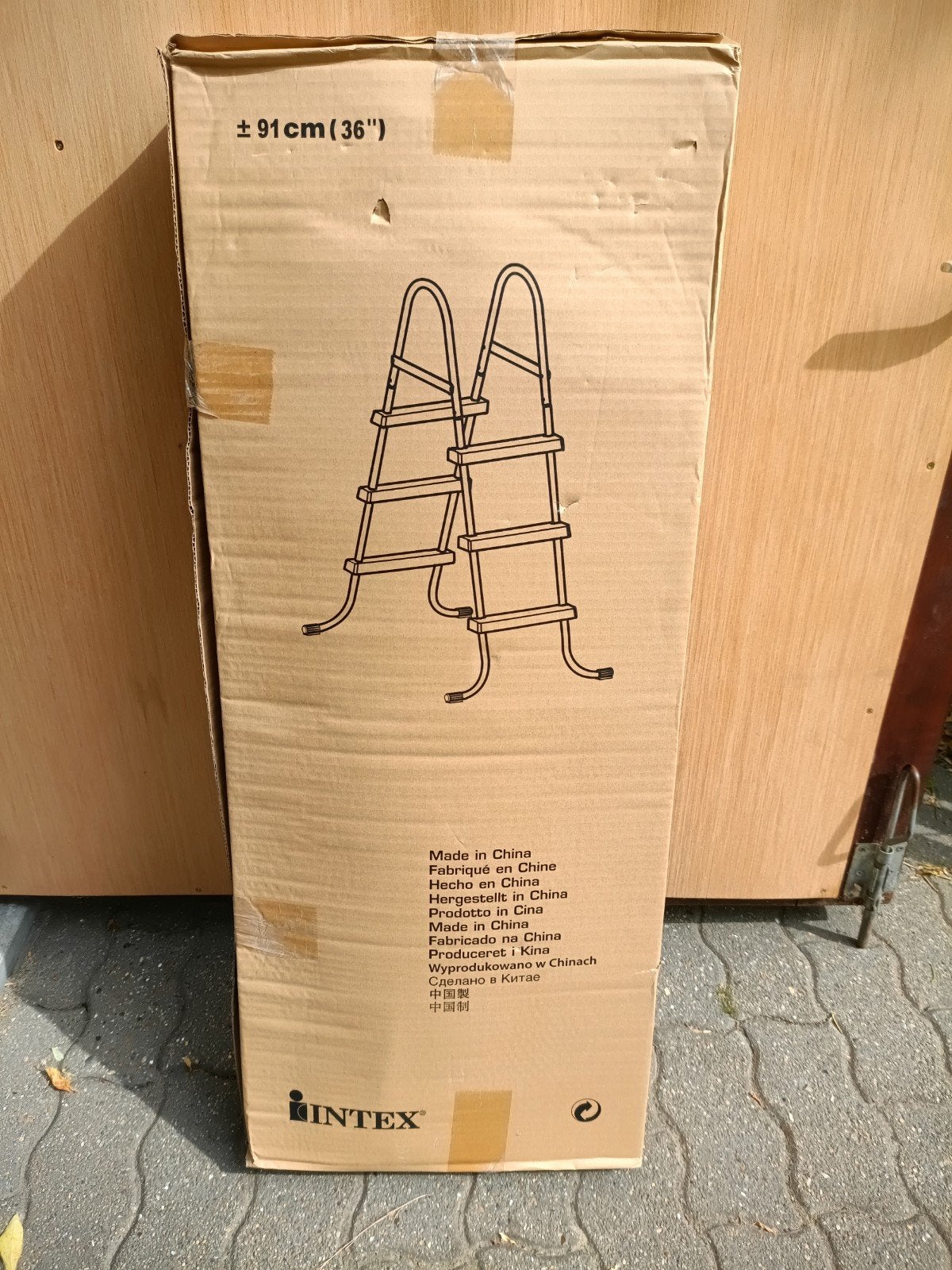 Zwembadtrap, Ophalen