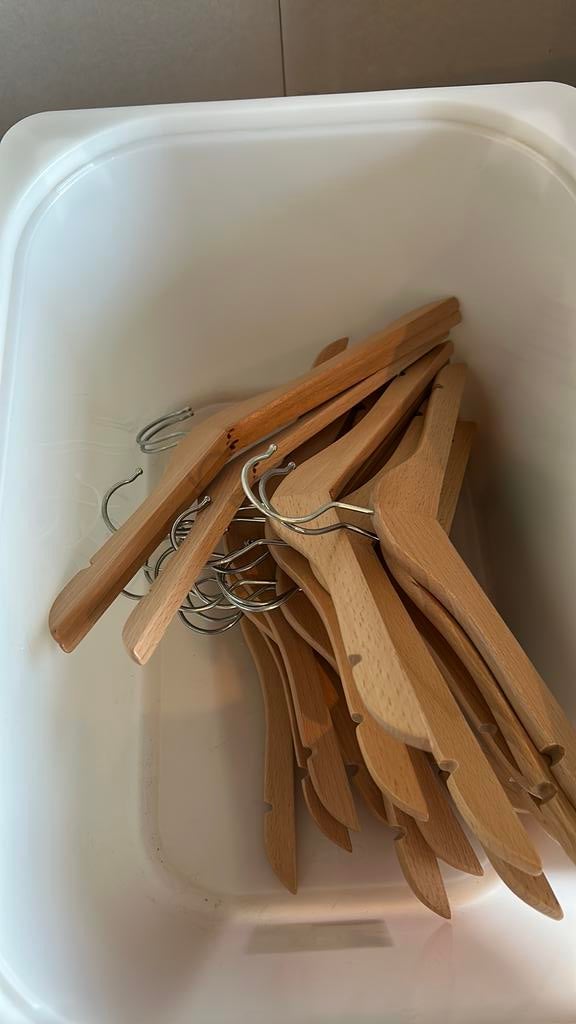 21 porte-manteaux en bois pour enfants ikea, Enlèvement, Comme neuf