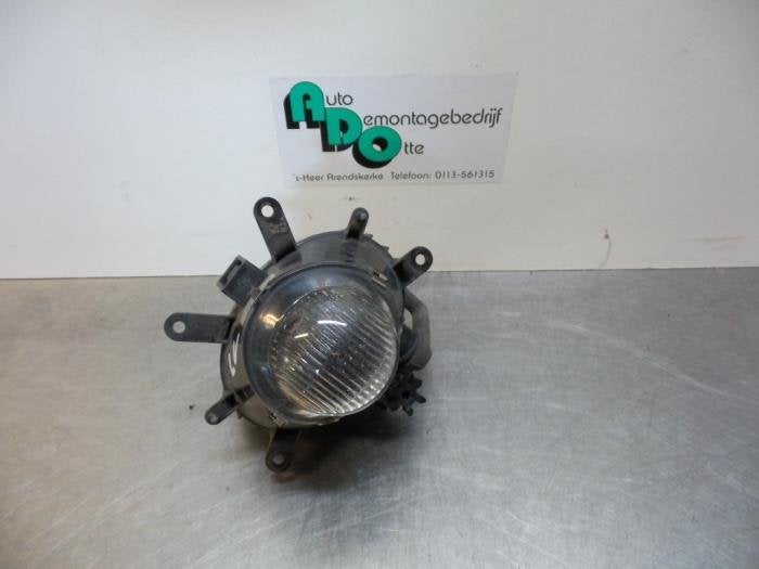 Feu antibrouillard avant gauche d'un BMW 3-Serie (3-Serie 98, -, 3 mois de garantie, Utilisé, -