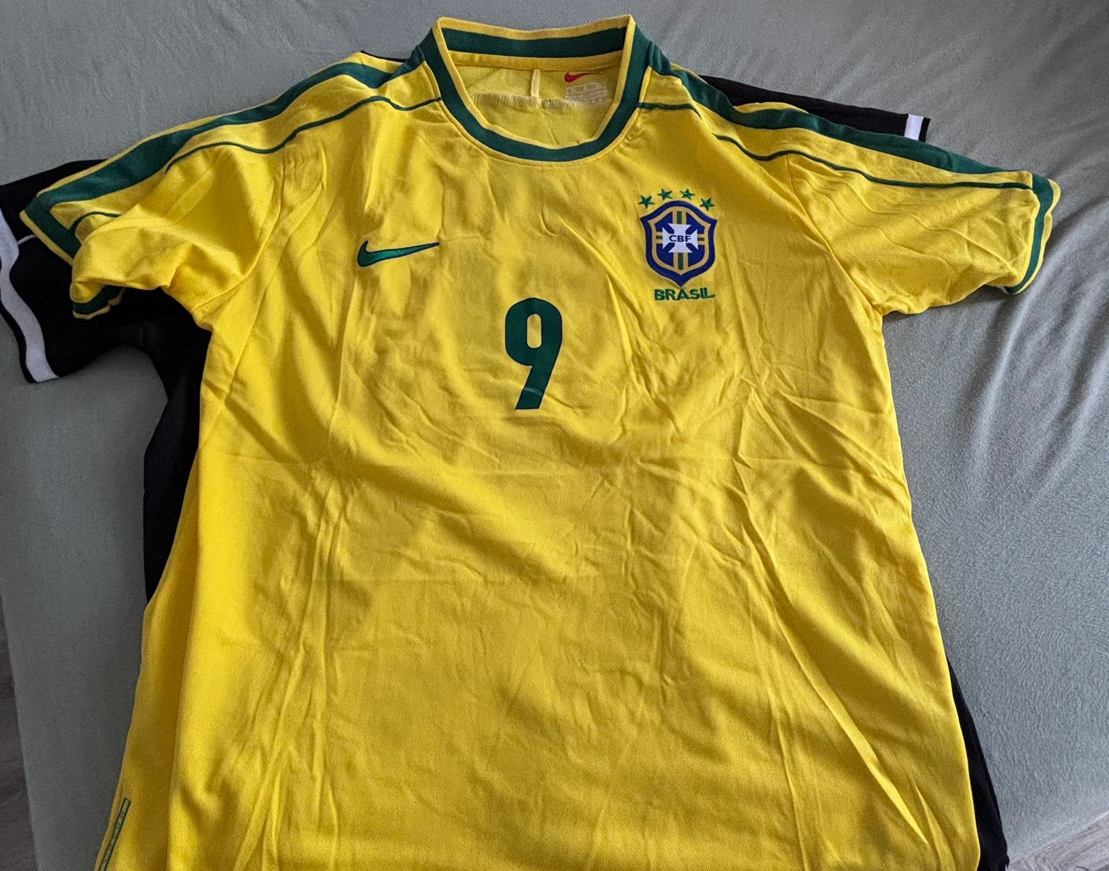 Maillot Brésil 30€, Enlèvement ou Envoi, Comme neuf, Maillot