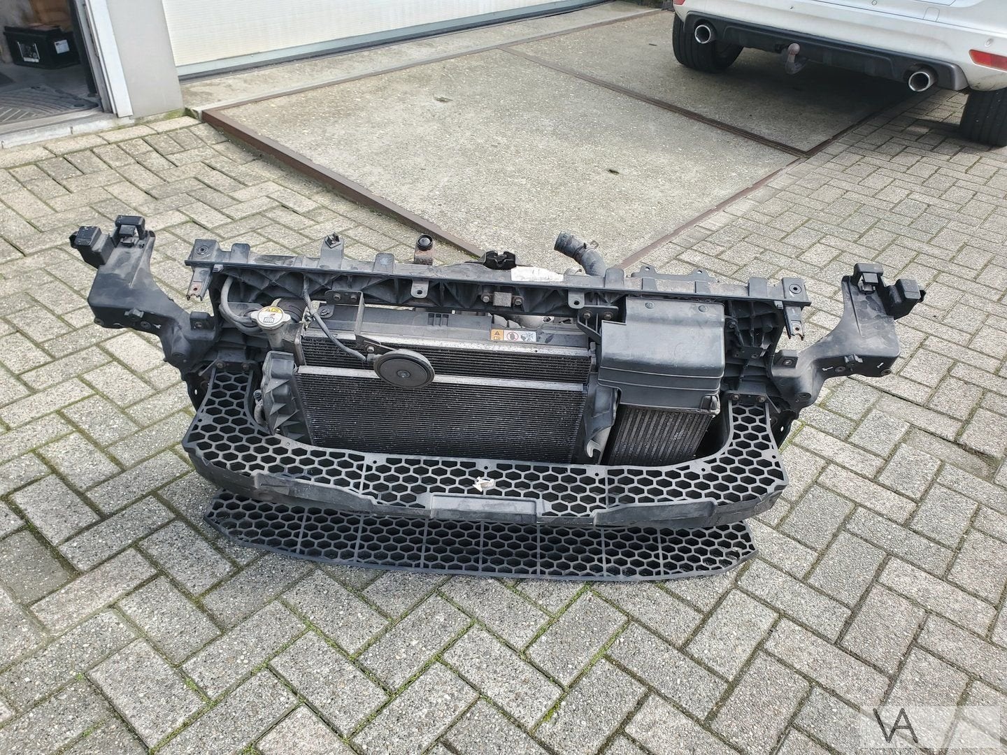 Kia Sportage 2010 - 2016 voorfront met koelerpakket compleet, Kia, -, Utilisé, -