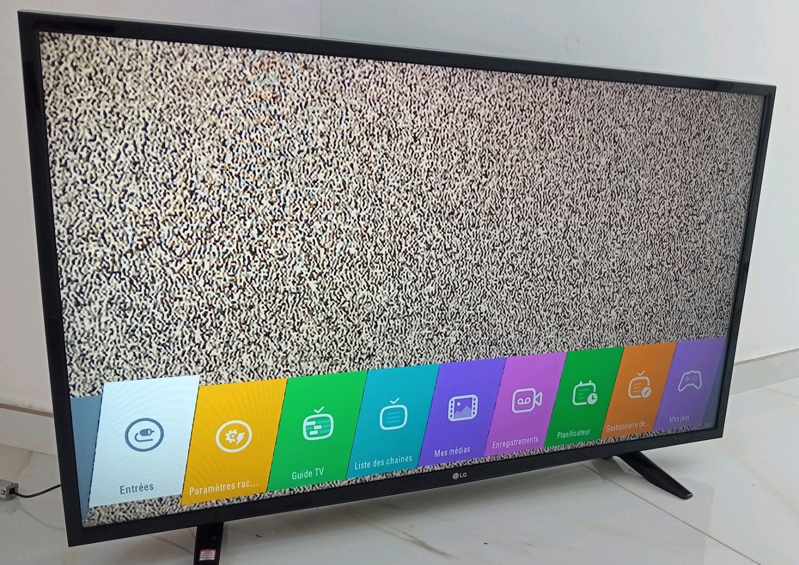 TV LG FULL HD 108 cm (43"), LCD, 120 Hz, Comme neuf, Enlèvement