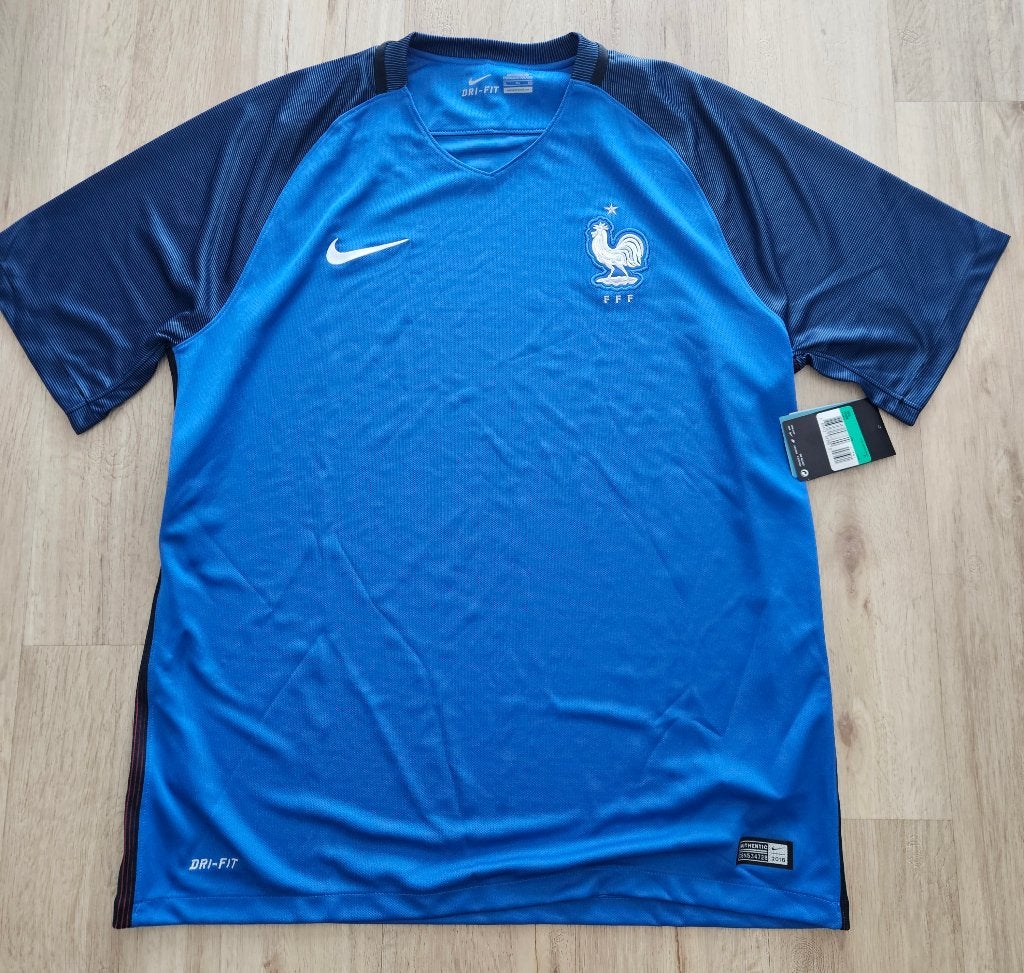 Maillot de football de la France pour le Championnat d'Europ, Vêtements | Hommes, Vêtements de sport, Enlèvement ou Envoi, Taille 56/58 (XL)