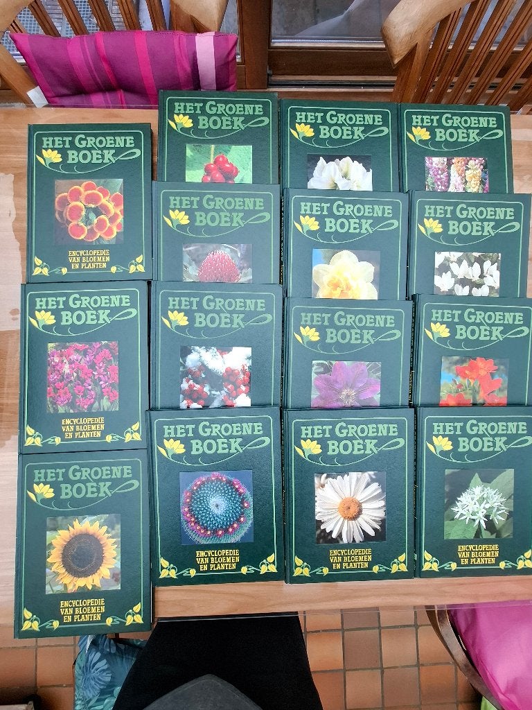 Collectie 31 boeken encyclopedie bloemen en planten, Boeken, Ophalen, Zo goed als nieuw, Bloemen en Planten, Complete serie