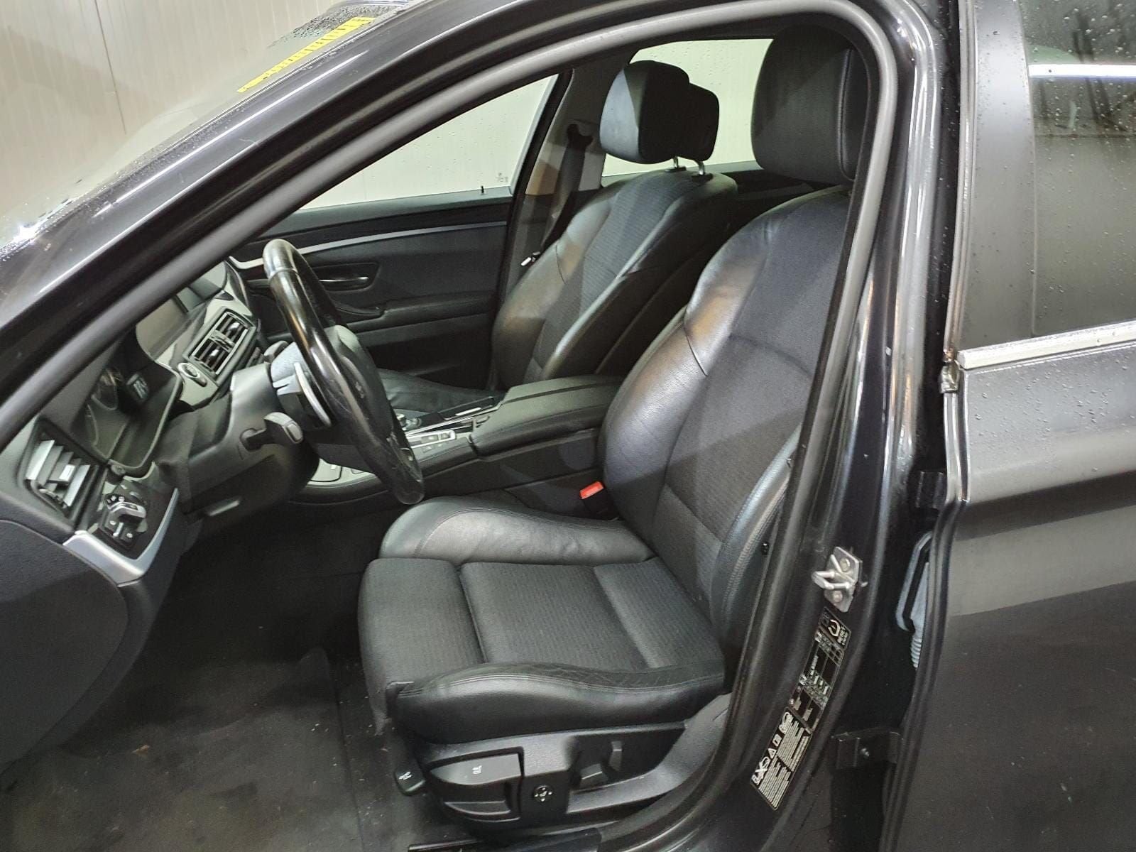 BMW F11 zwart leder sport interieur, -, -, Stiba membre, Enlèvement