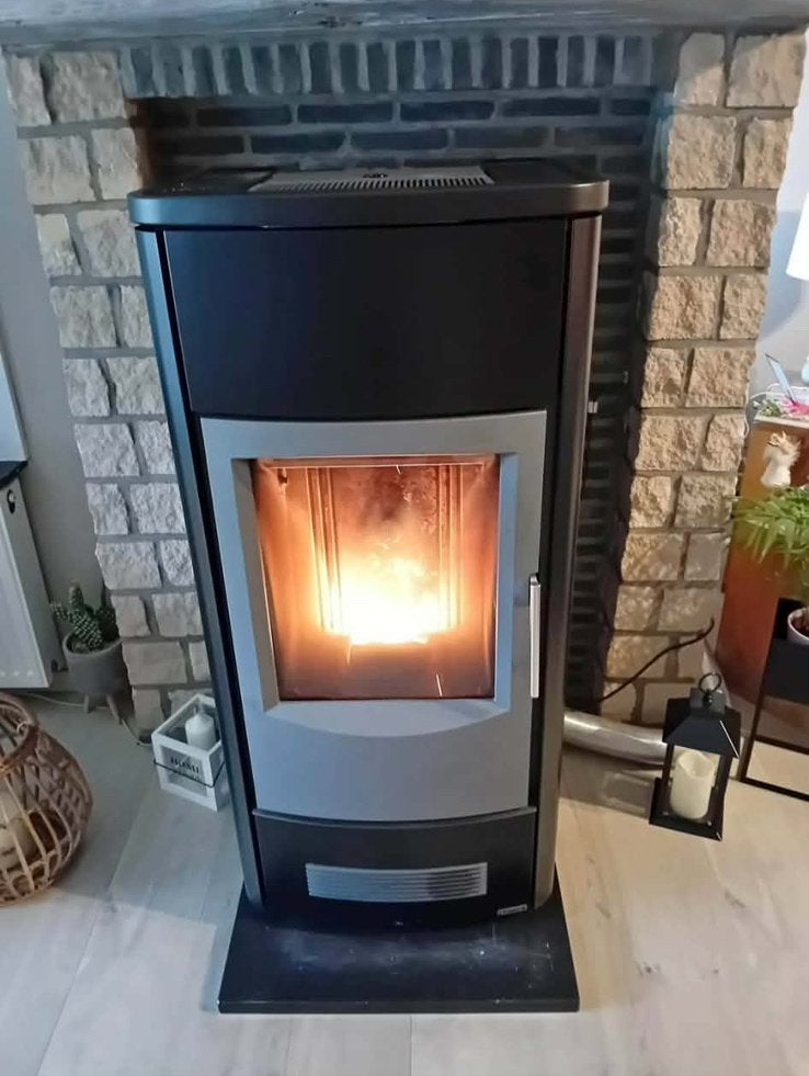 Poêle à pellet Piazzetta 11kw canalisation +tubes +livraison, Maison & Meubles, Poêles, Comme neuf, Poêle à granulés, Enlèvement