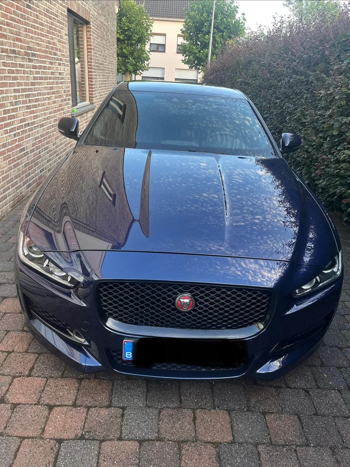 Jaguar XE, Auto's, Jaguar, Automaat, Dealer onderhouden, Achterwielaandrijving, Blauw