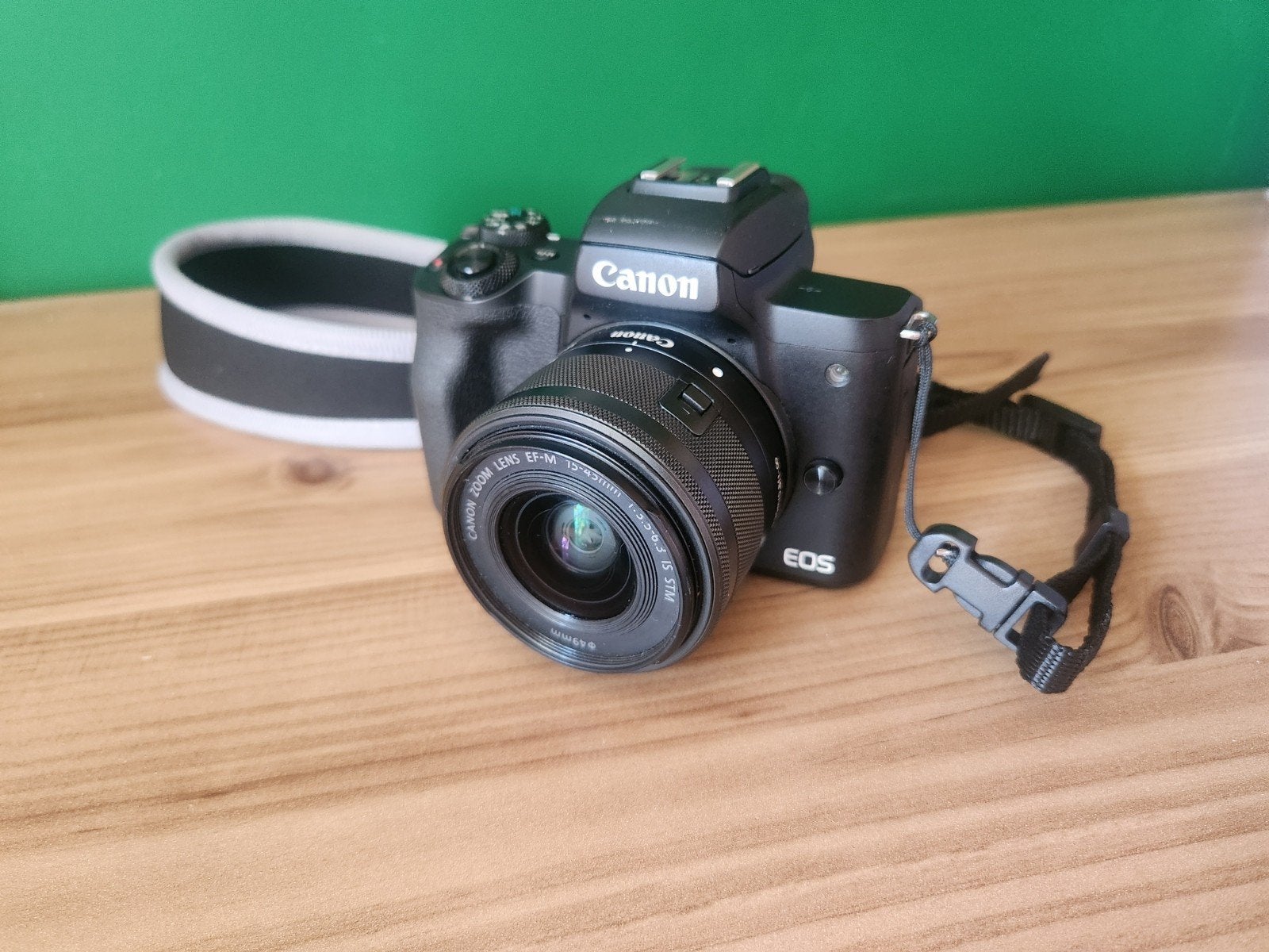 appareil photo Canon m50 mark ii et objectif 15-45mm, Enlèvement ou Envoi, Batterie, Canon