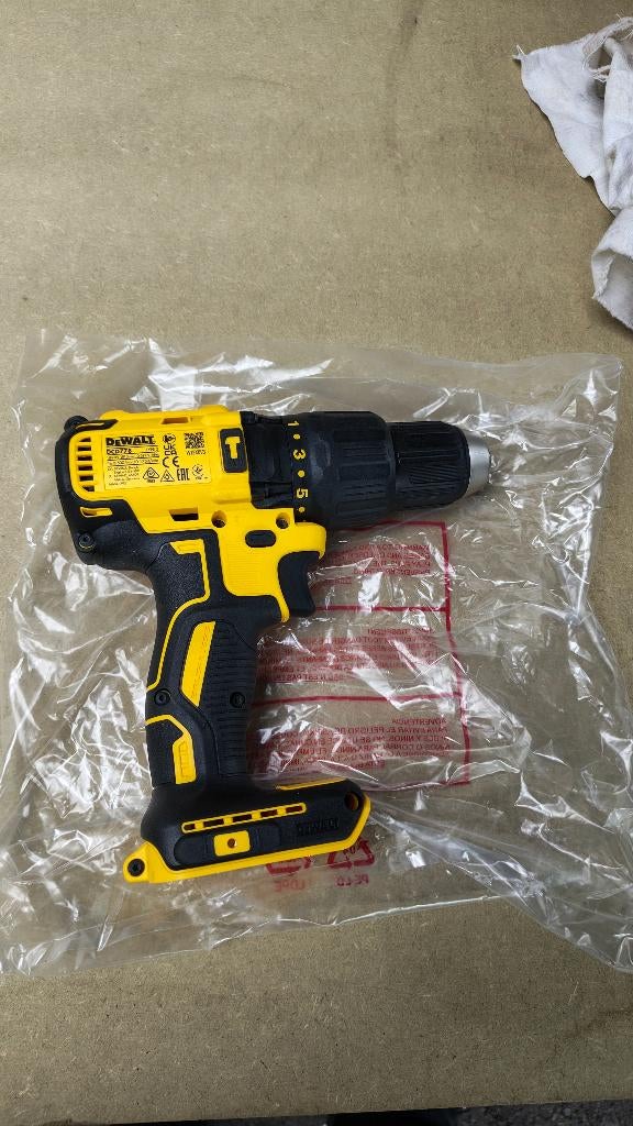DeWalt DCD778, Doe-het-zelf en Bouw, Gereedschap | Boormachines, Ophalen, Nieuw, Boor- en Schroefmachine, Klopboormechanisme