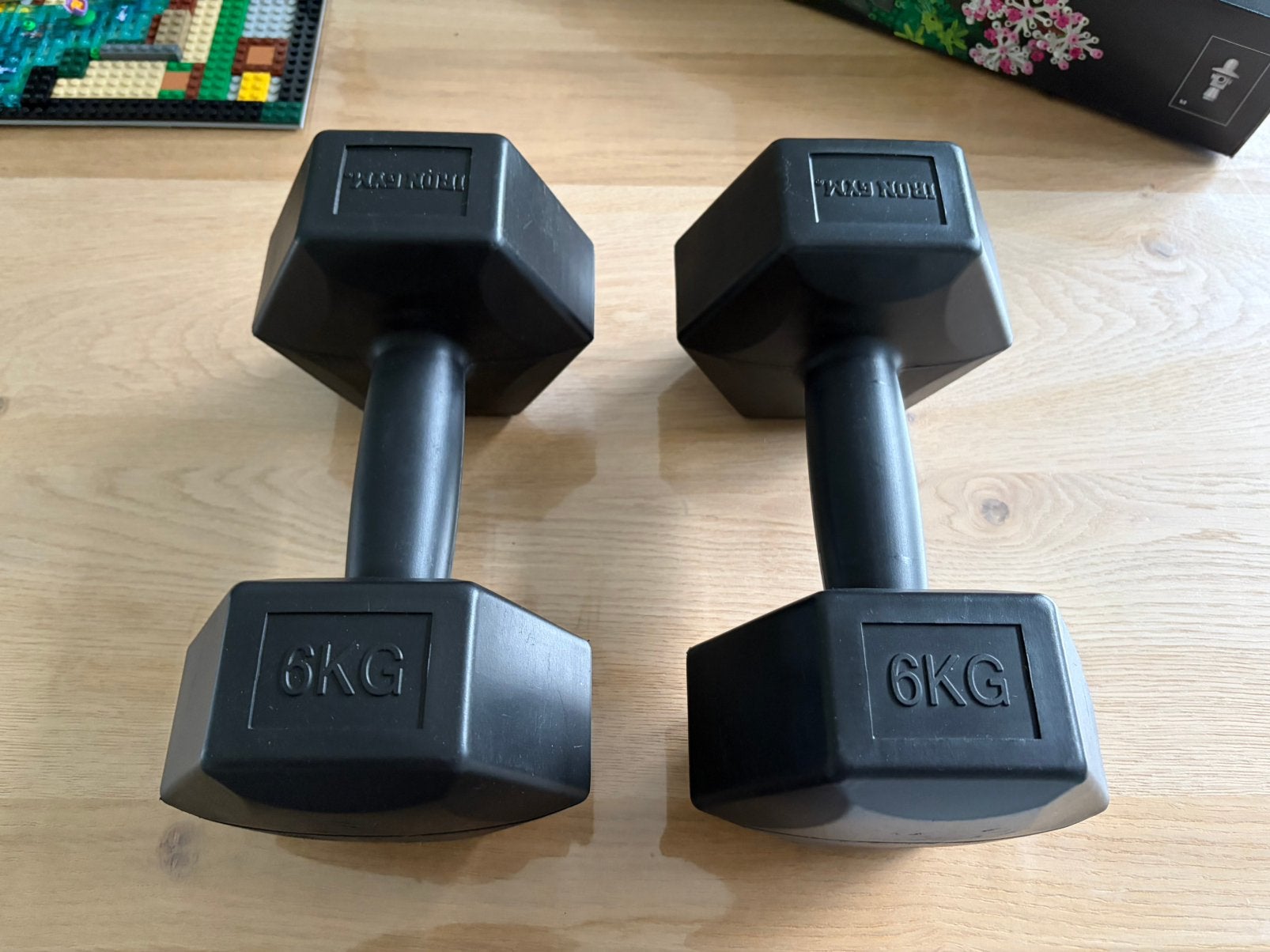 Haltères 6 kg 2 pièces, Sports & Fitness, Enlèvement, Comme neuf