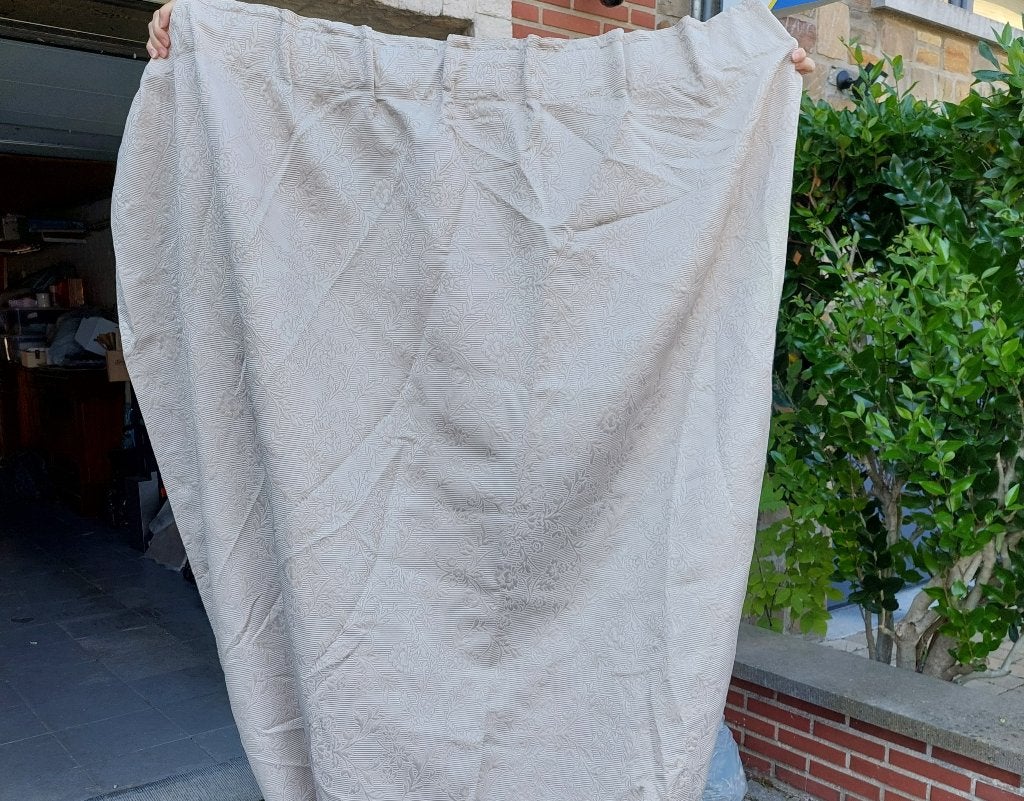4 nieuwe beige gordijnen van 300 cm x 145 cm, Ophalen, 300 cm, Beige, In te korten