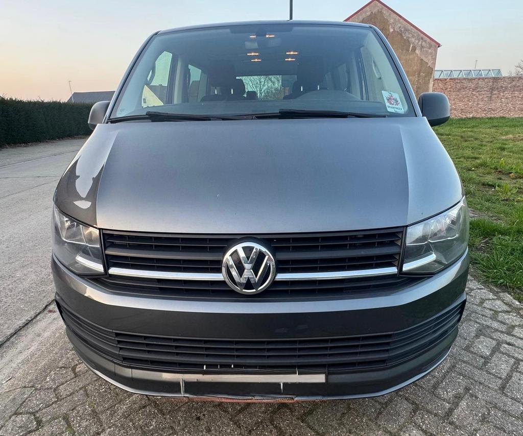 VW multivan 2016 T6, Autos, Volkswagen, Argent ou Gris, Achat, 4 portes, Boîte manuelle