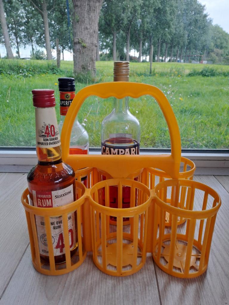 Vintage flessenrek, Ophalen