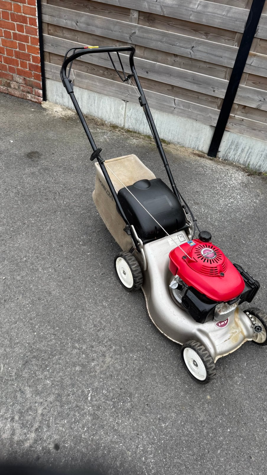 Prachtige Honda grasmaaier, Ophalen of Verzenden, Zo goed als nieuw, 40 t/m 49 cm, Opvangzak