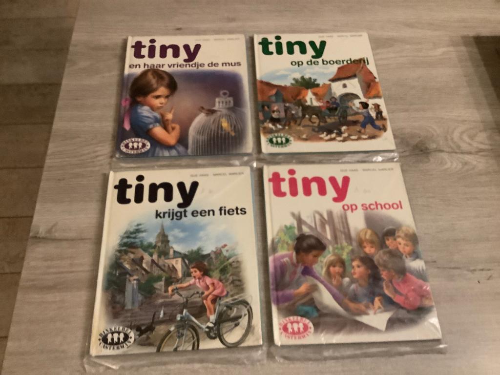 Tiny verschillend voorleesboeken, Boeken, Kinderboeken | Kleuters, Gelezen, Non-fictie, 4 jaar, Jongen of Meisje, Voorleesboek