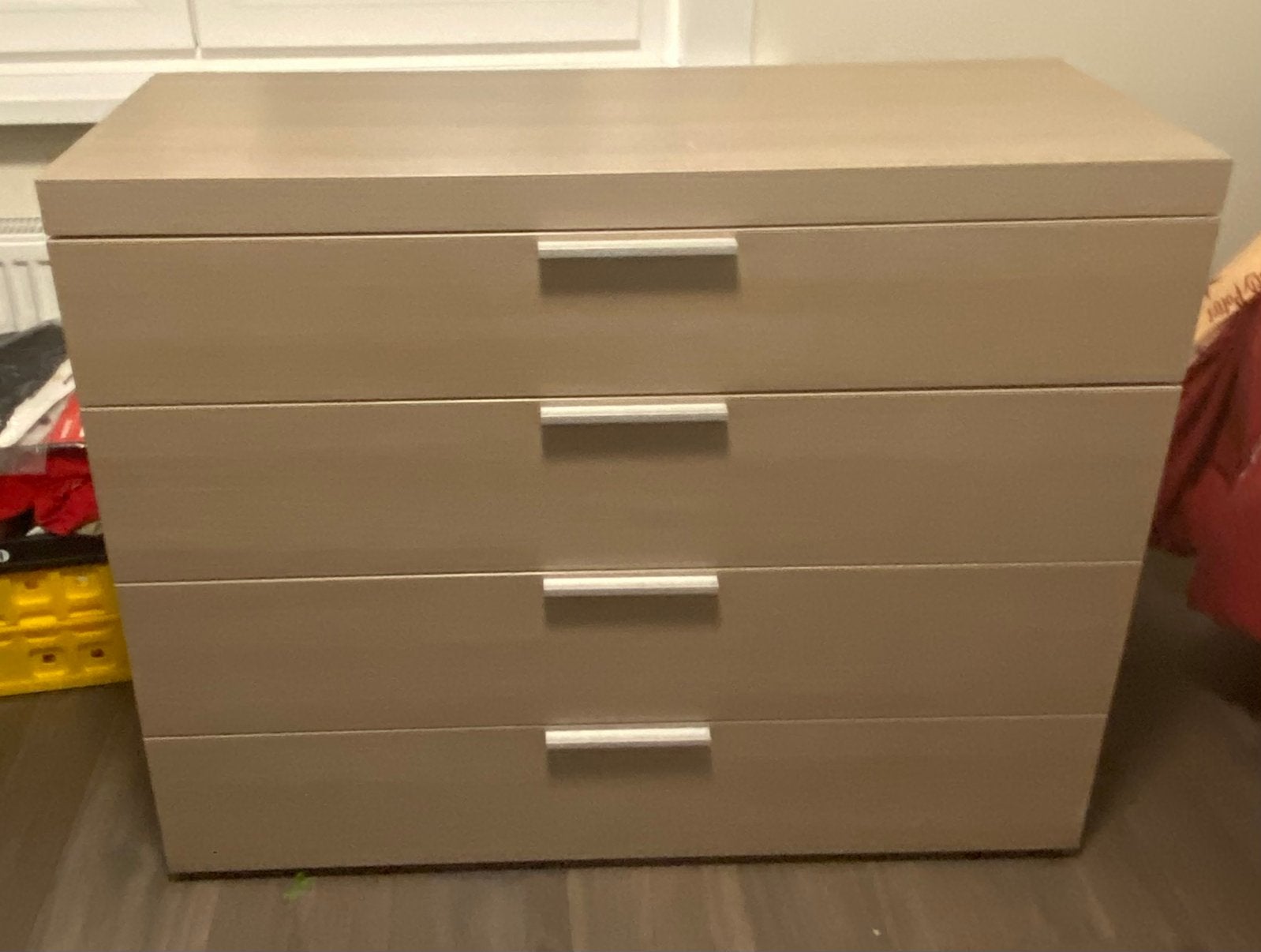 Commode met 4 lades, Kinderen en Baby's, Kinderkamer | Commodes en Kasten, Ophalen, Gebruikt, Commode
