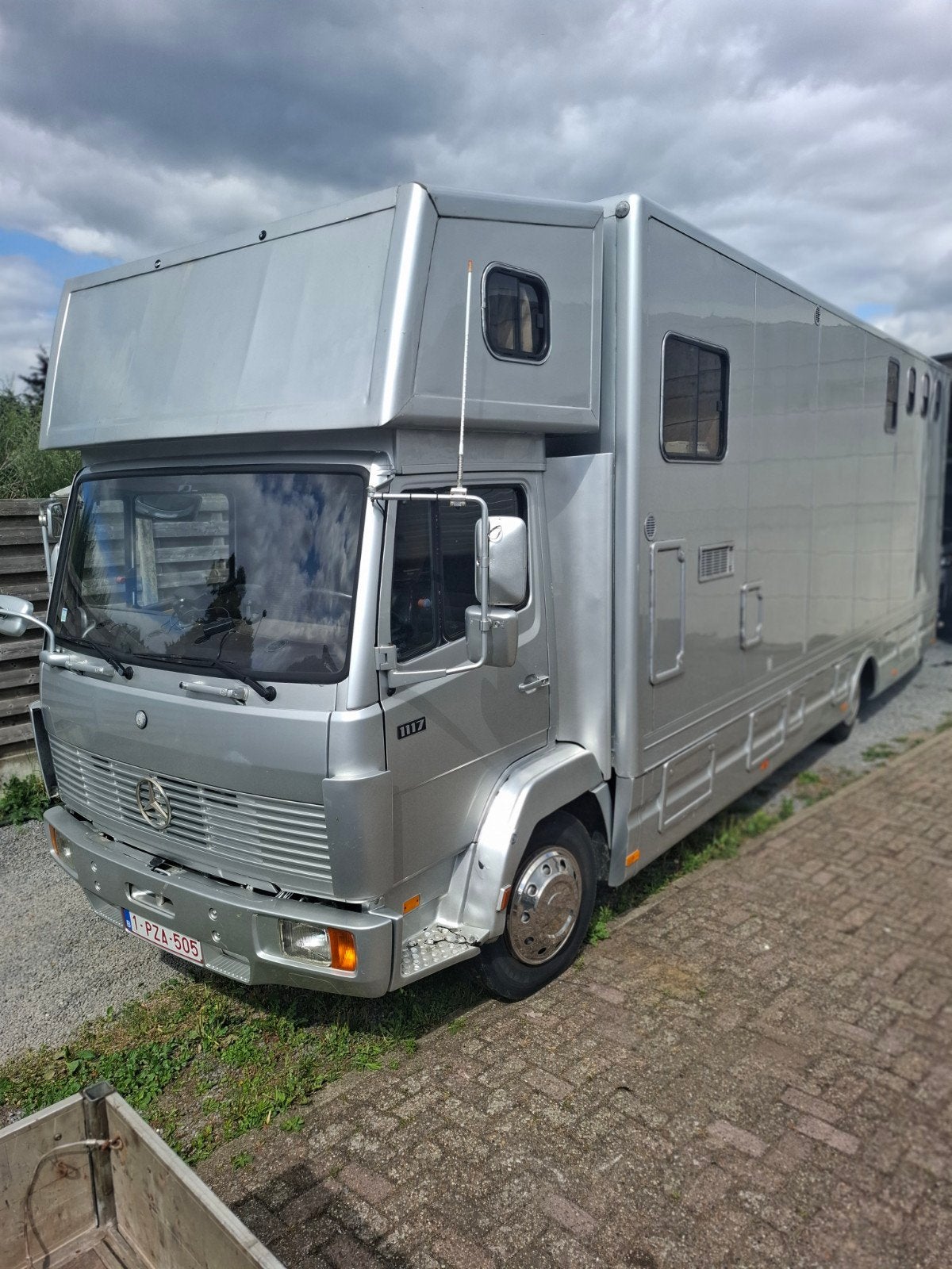 merceder 1117, Caravans en Kamperen, Mobilhomes, Particulier, Mercedes, Ophalen