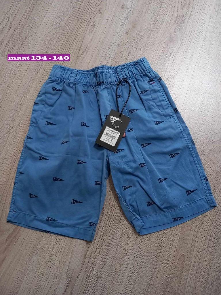 Nieuwe short  M 134/140, Kinderen en Baby's, Kinderkleding | Maat 134, Ophalen of Verzenden, Nieuw, Jongen