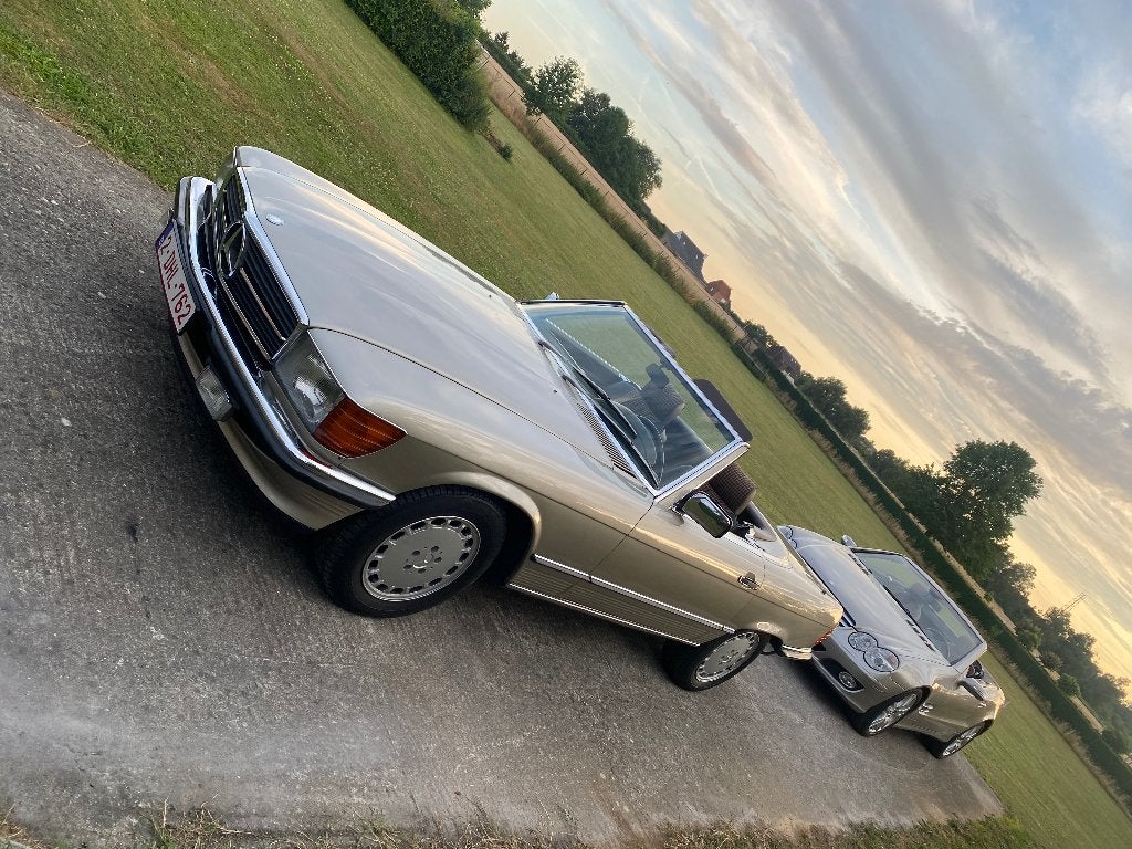 Mercedes 300 SL R107 handgeschakeld, foto 5