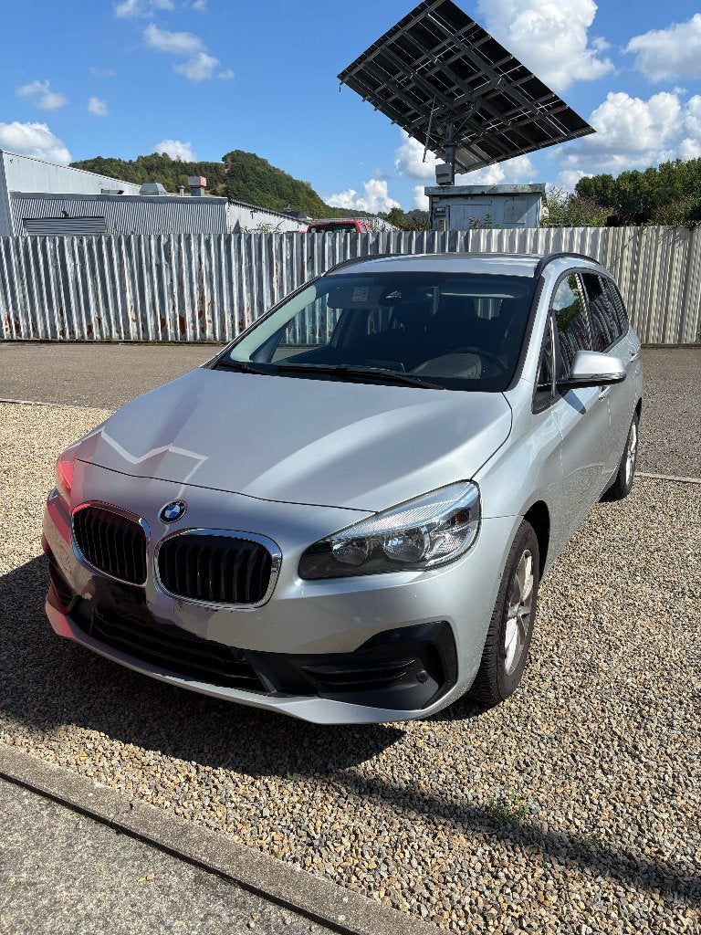 BMW 2-serie Gran Tourer, Auto's, BMW, Dealer onderhouden, Zwart, 2 Reeks, 7 zetels