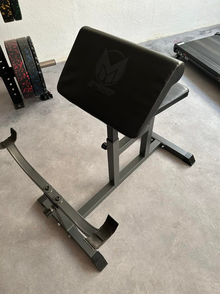 Bicepcurl bankje / preacher curl, Sport en Fitness, Ophalen, Zo goed als nieuw