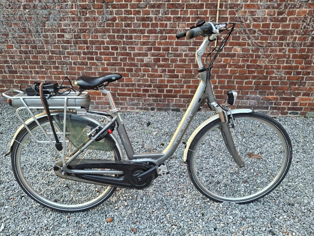 E bike talent middenmotor in topstaat !! Weinig kms !!!, Fietsen en Brommers, Zo goed als nieuw, Minder dan 47 cm, 50 km per accu of meer