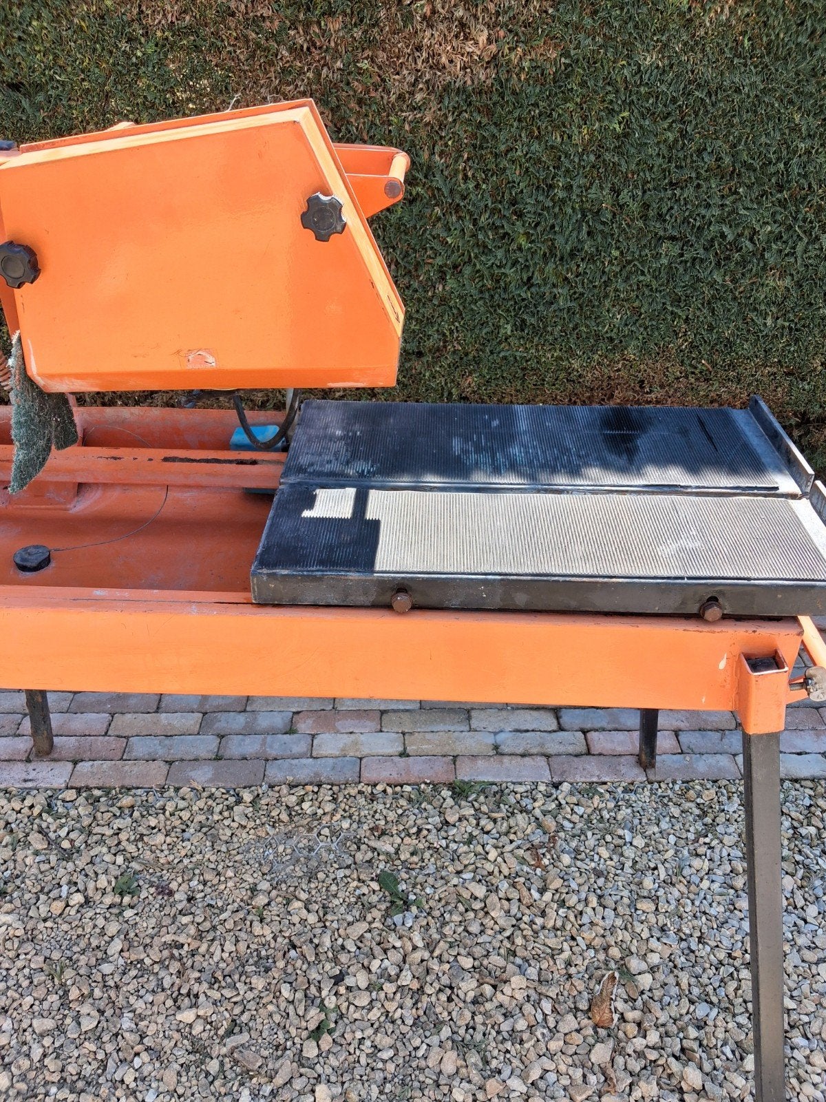 tafelzaagmachine voor klinkers en dergelijke, Doe-het-zelf en Bouw, Gereedschap | Slijpmachines, Ophalen, Gebruikt, 1000 watt of meer