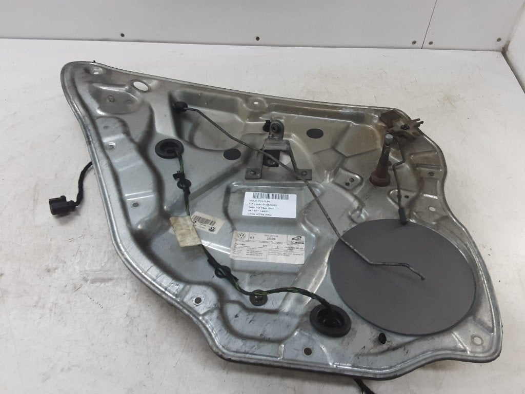 MECANISME VITRE ARRIÈRE GAUCHE Polo IV (9N1 / 2/3), Volkswagen, Mevr. I. Hauben, Utilisé, Rue de l'Espoir 34 34
4030  GRIVEGNÉE, BE