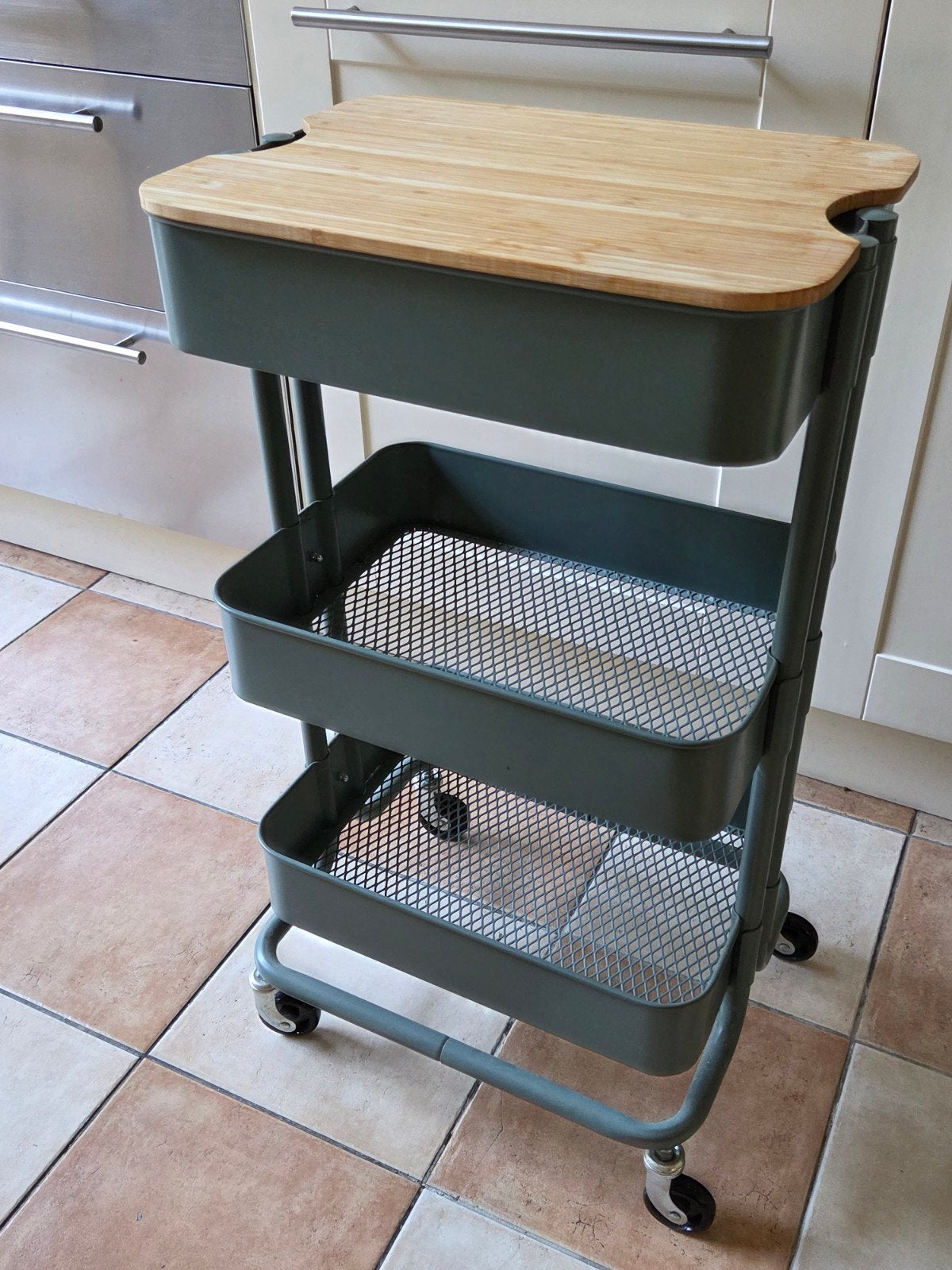 Chariot de rangement à 3 niveaux avec roulettes - Ikea, Comme neuf